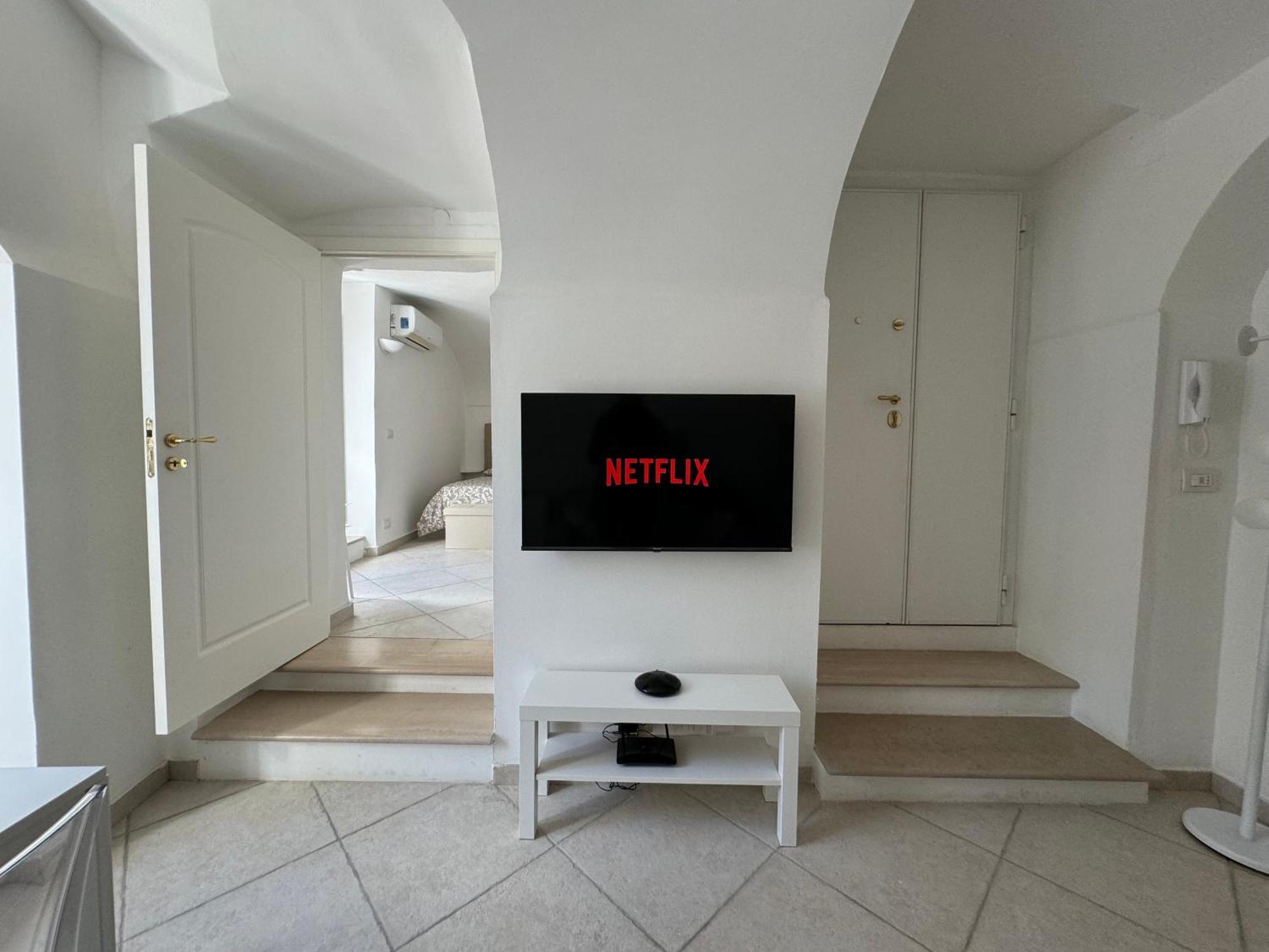 Palm Central House Бари Экстерьер фото