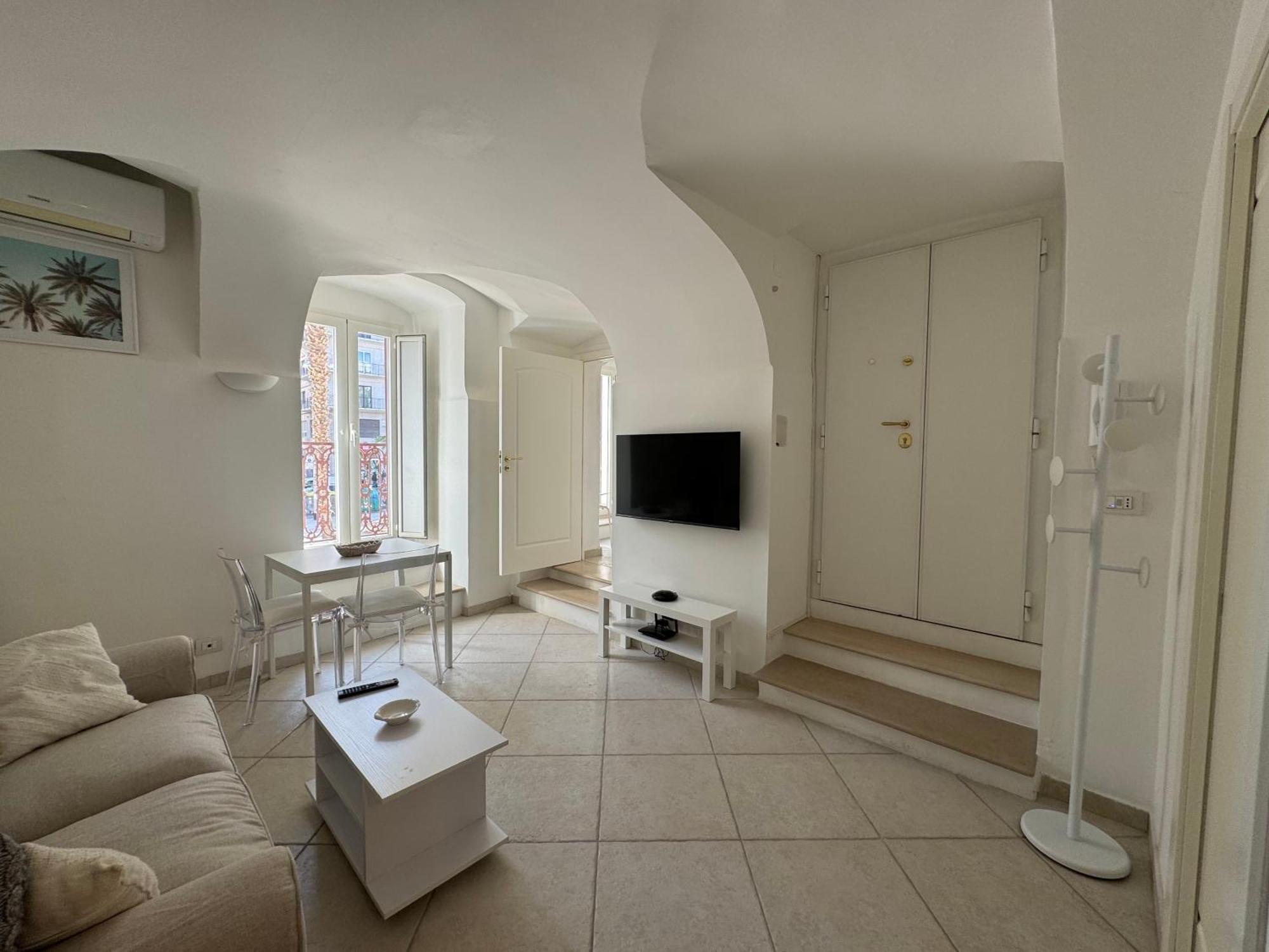 Palm Central House Бари Экстерьер фото